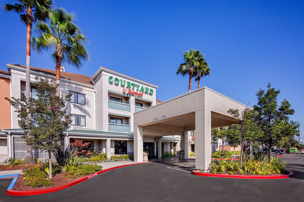 Courtyard by Marriott Oakland Airport California